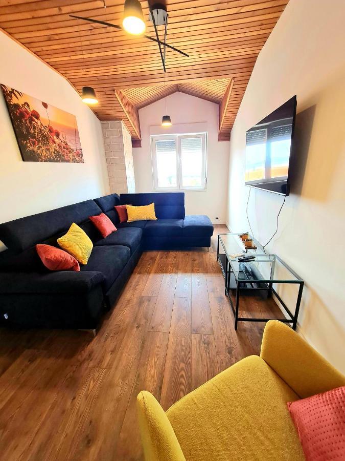 Didova Kuca Villa Brodarica  Luaran gambar